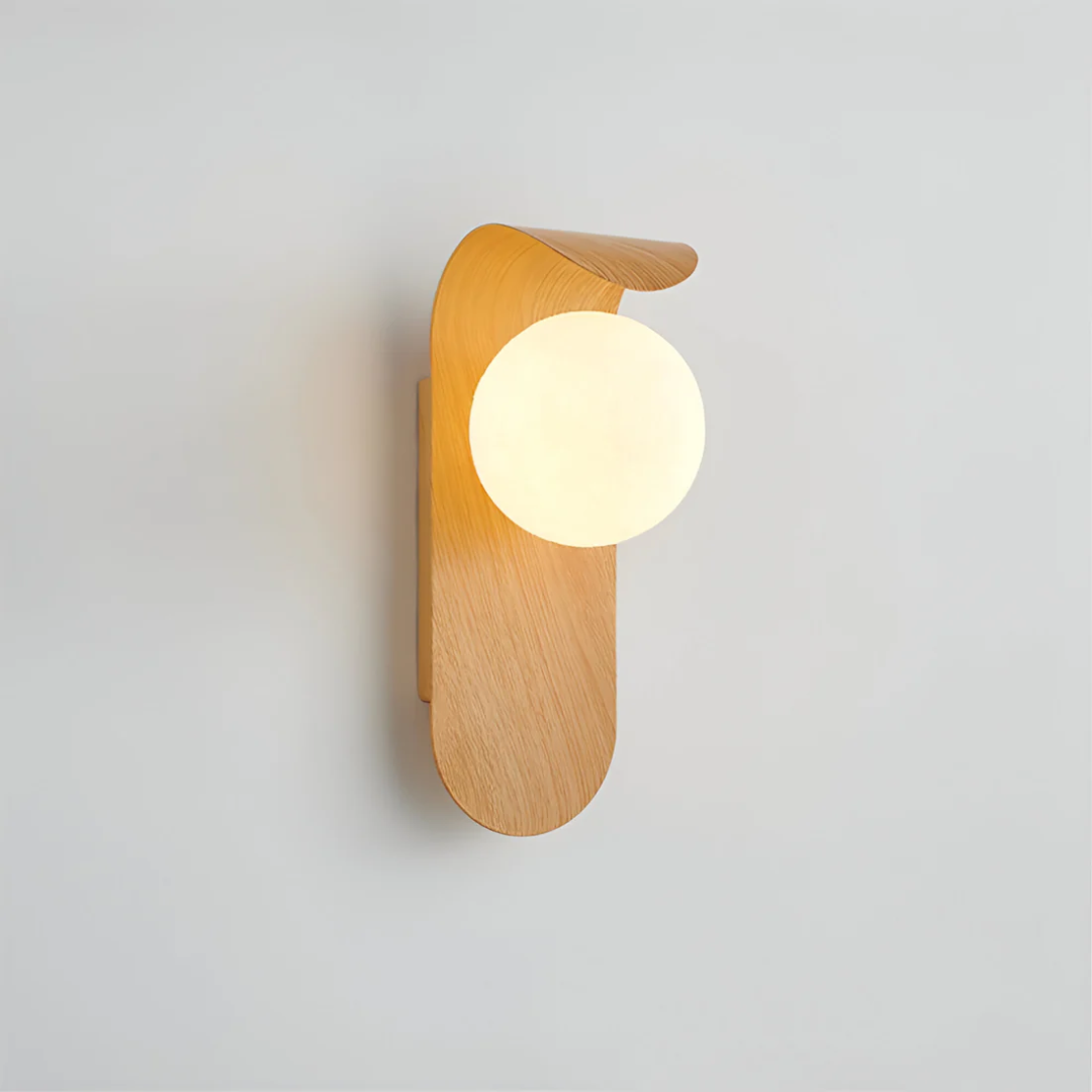 Applique murale scandinave en bois avec globe LED 1 lumière