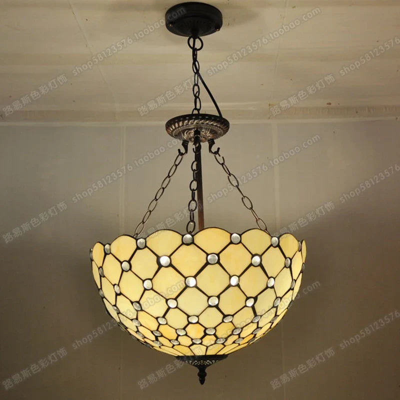 European-style minimalist crystal chandelier for modern interiors