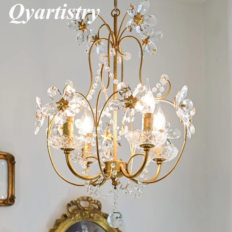 Vintage chic crystal pendant light.