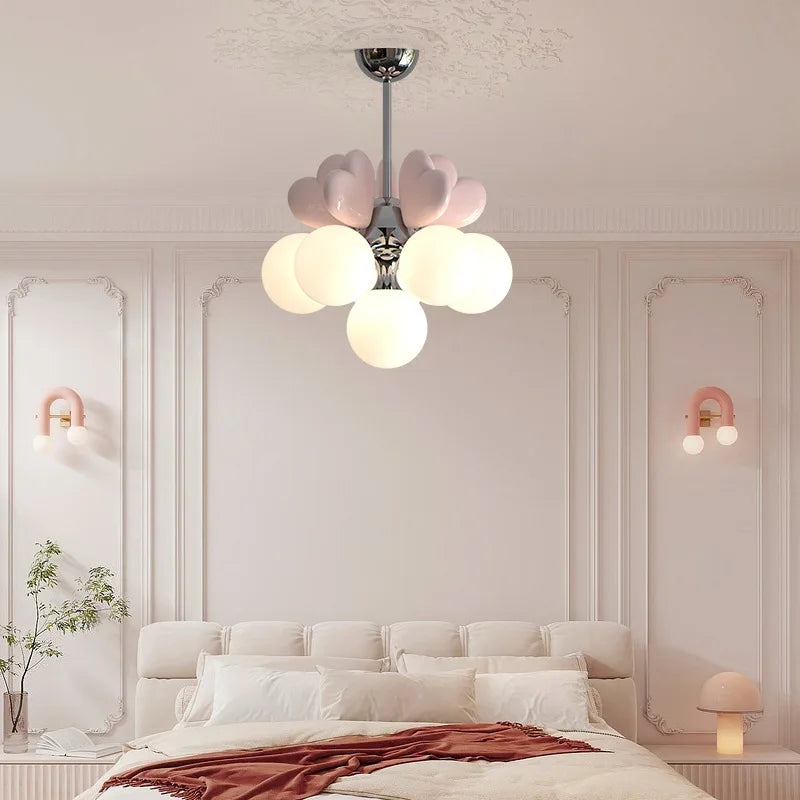 Princess chandelier with heart-shaped bubble for children's room