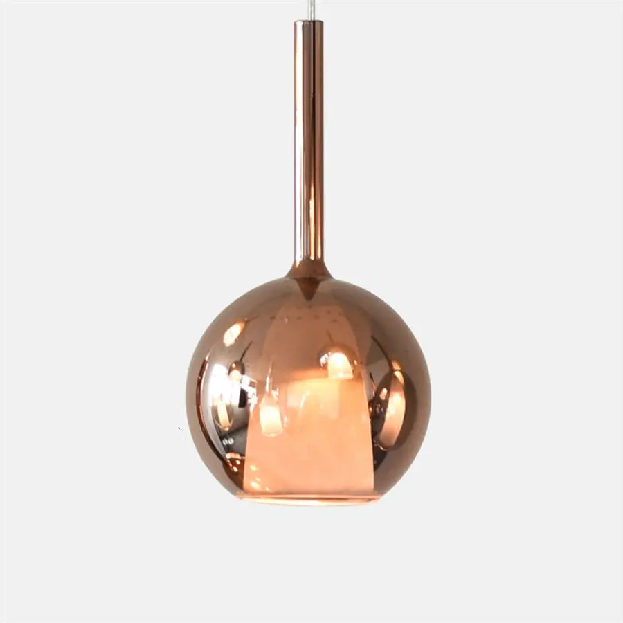 Luxury Chandeliers for a Gourmet Ambiance