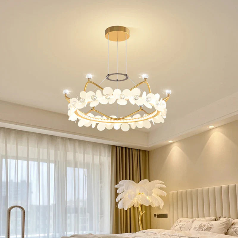 Golden Crown Crystal Chandelier for Children's Decoration Luxurious Star