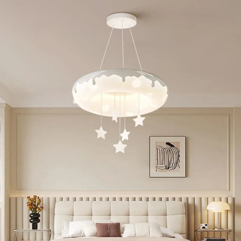 Creative donut-shaped chandelier for a child's bedroom