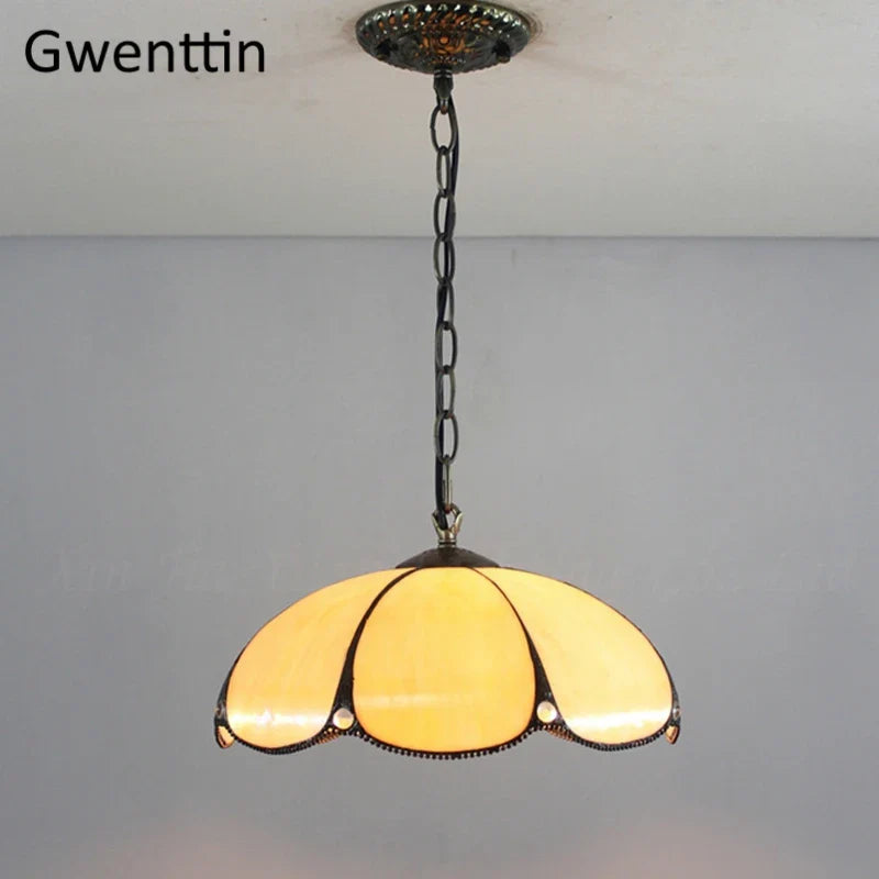 Elegant Tiffany living room chandelier
