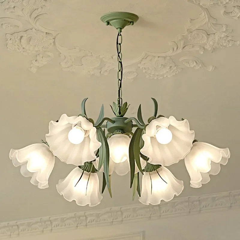 Chic Nordic Floral Chandelier