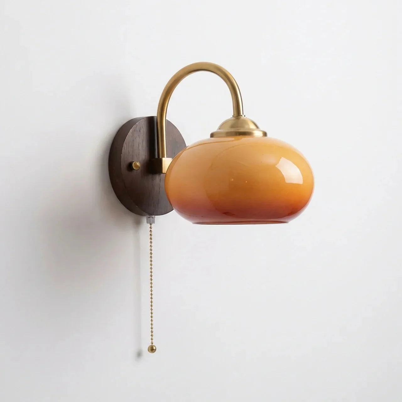 Applique murale moderne du milieu du siècle avec globe en verre, une lumière